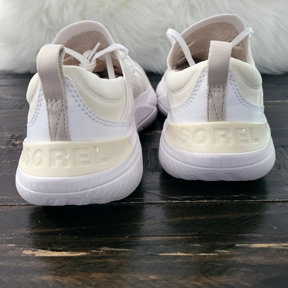 SOREL Cream Lace-Up Sneakers Womens Size 8.5 - Picture 3 of 7